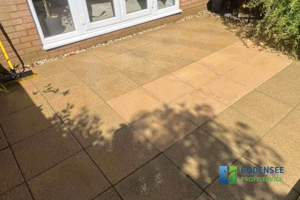 Gereinigte Terrasse nach Hochdruckreinigung